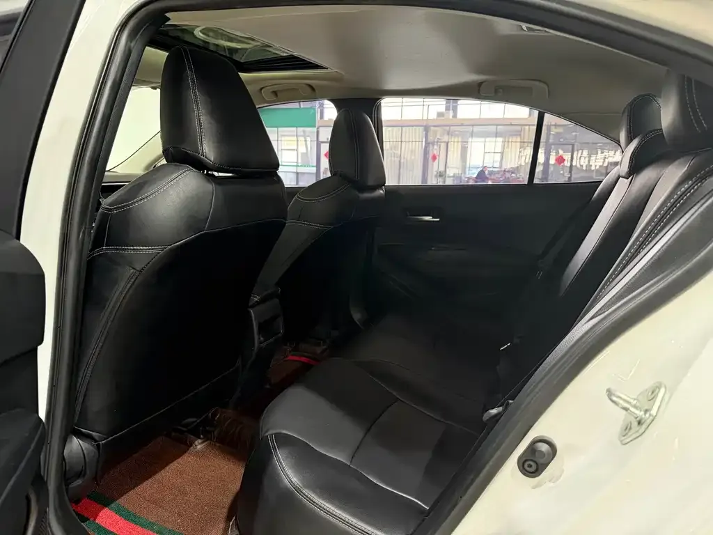Toyota Corolla 2022 из CN, фото 7