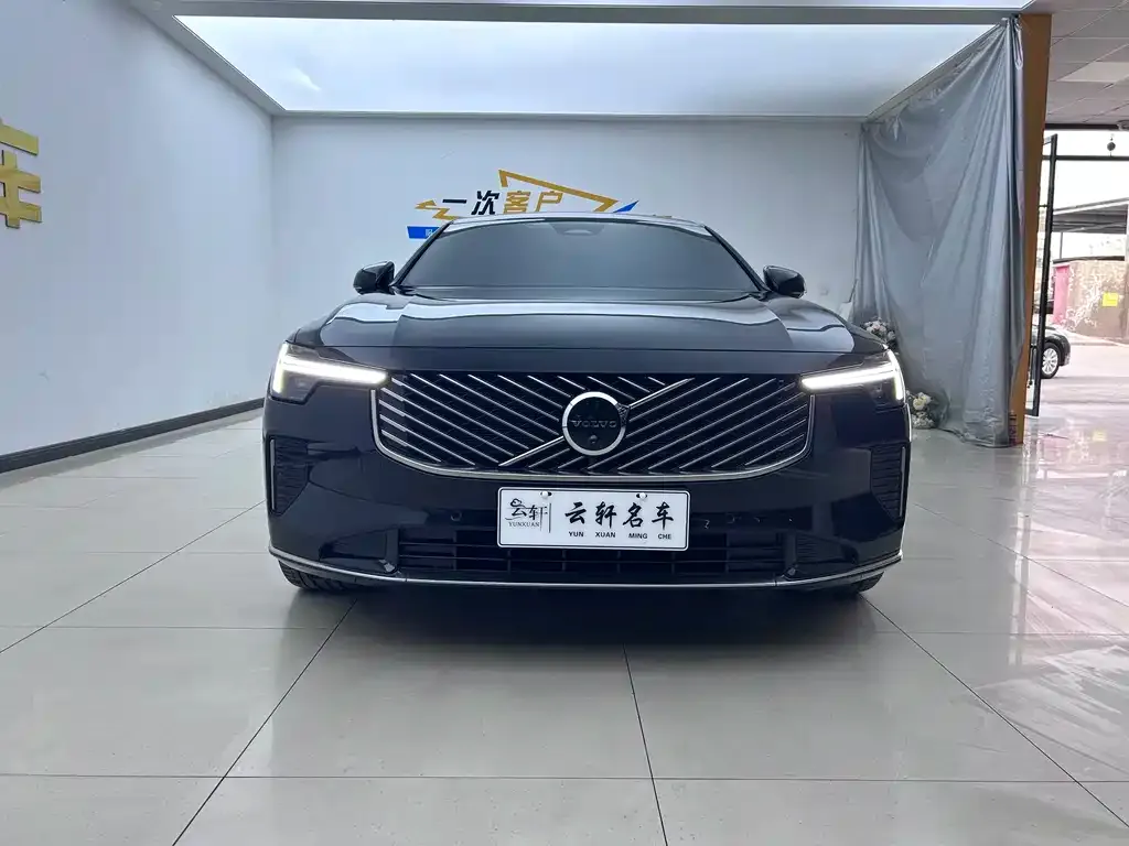 Volvo S90 2026 из CN, фото 3