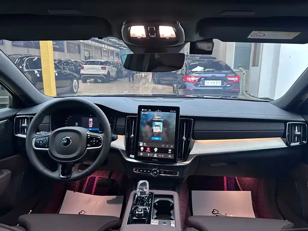 Volvo S90 2026 из CN, фото 7