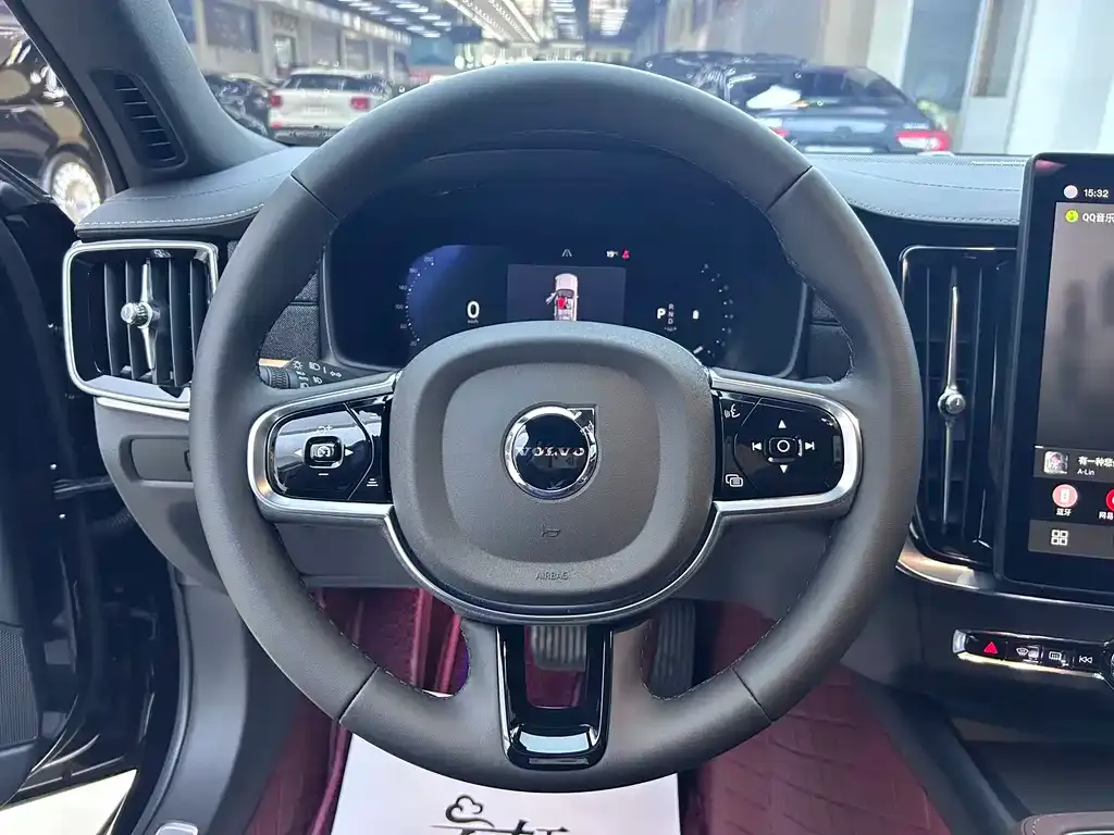 Volvo S90 2026 из CN, фото 4