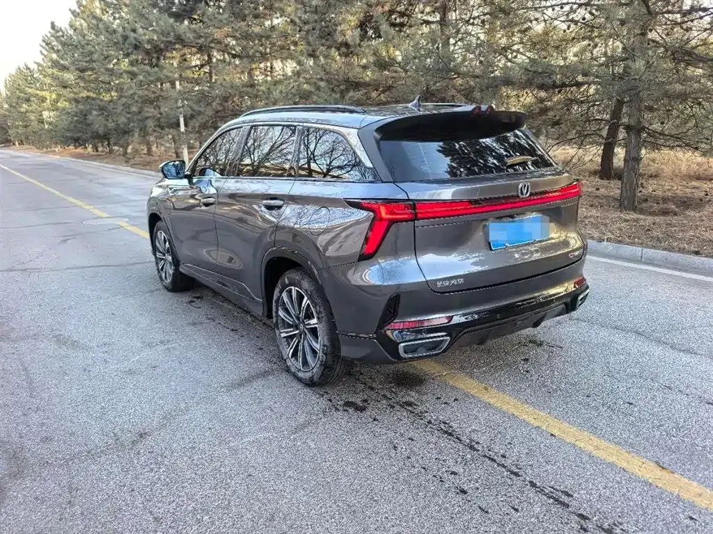 Changan CS75PLUS — фото 4