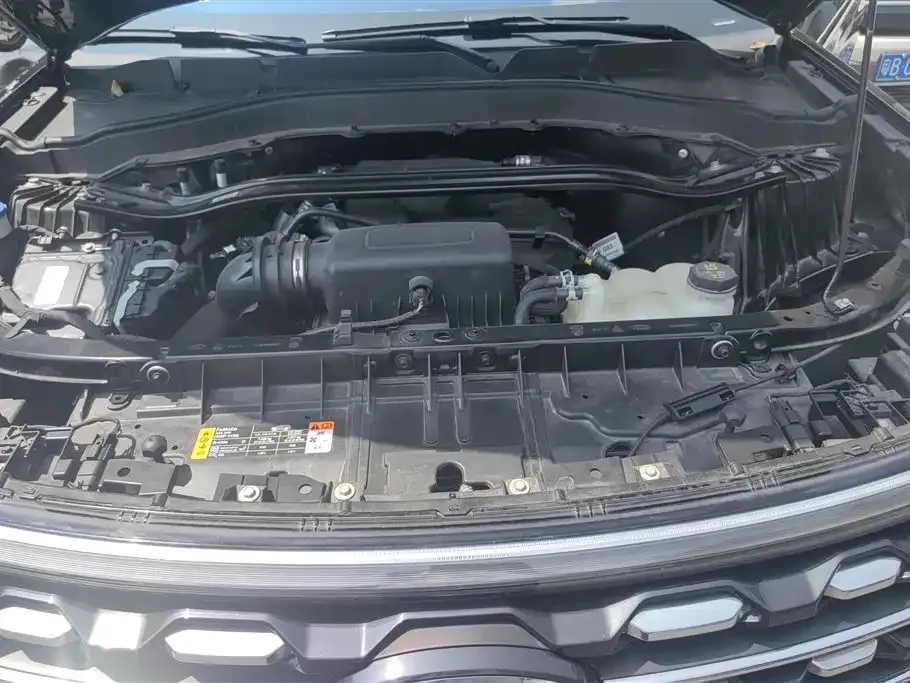 Ford Explorer 2023 из CN, фото 5