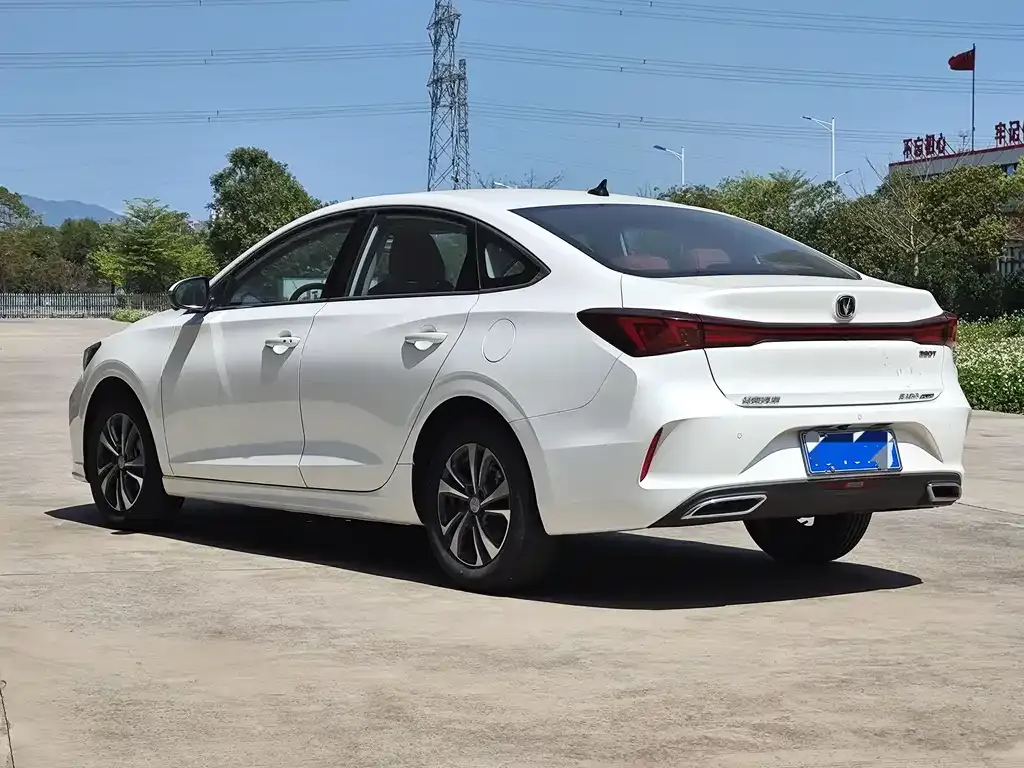 Changan Eado 2023 из CN, фото 2