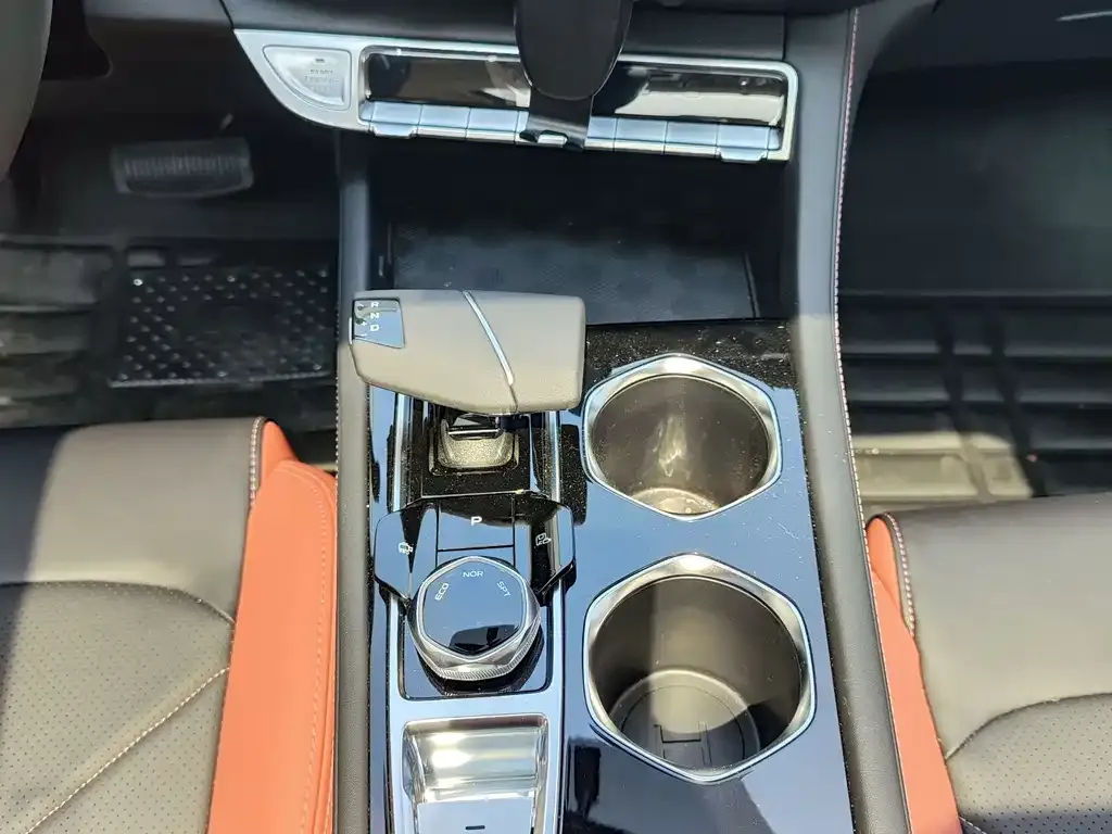 Changan Eado 2023 из CN, фото 7