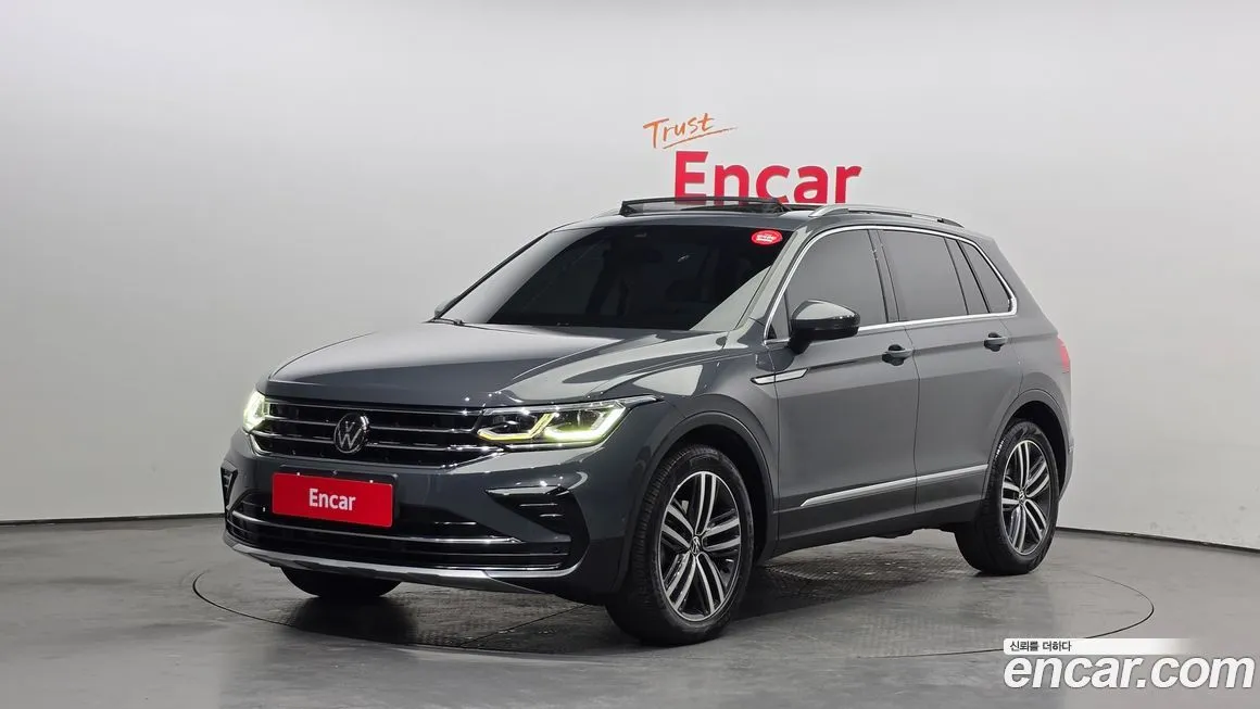 Volkswagen Tiguan — фото 1