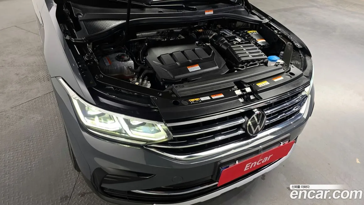 Volkswagen Tiguan — фото 7