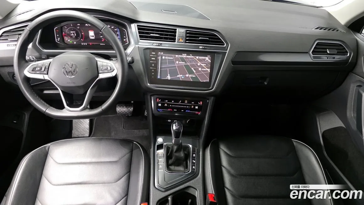 Volkswagen Tiguan — фото 6