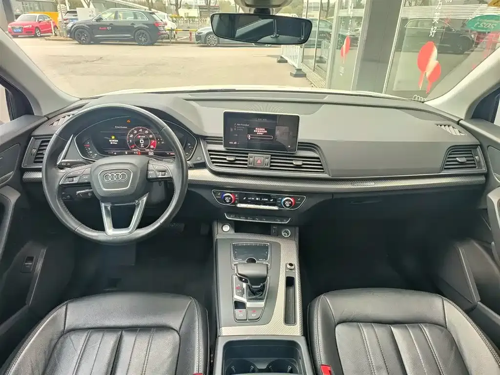 Audi Q5L 2021 из CN, фото 2