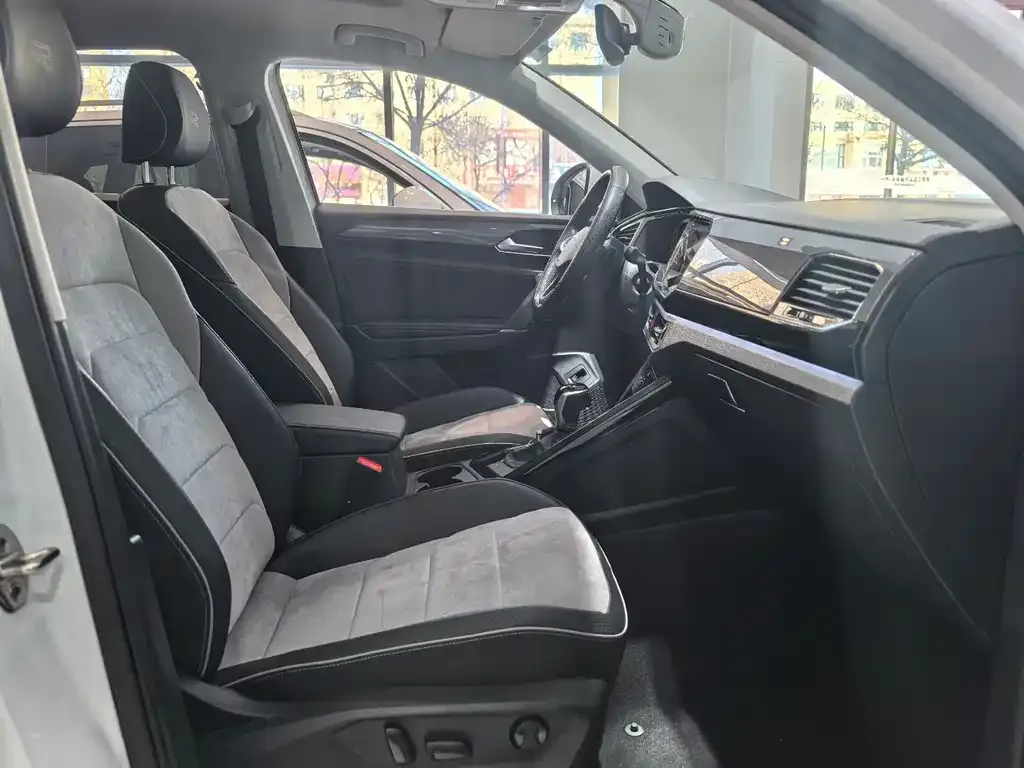Volkswagen X 2022 из CN, фото 4