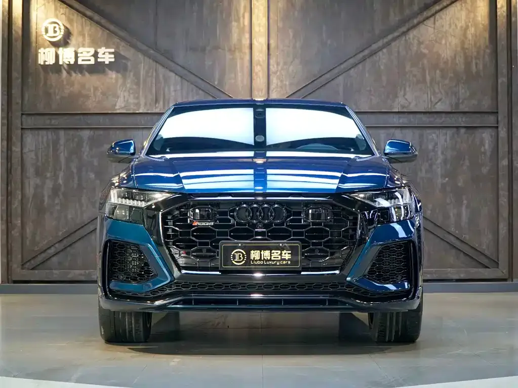 Audi Q8 2021 из CN, фото 8