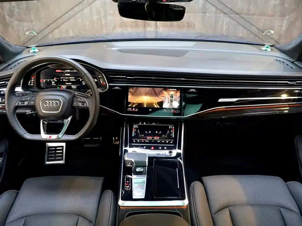 Audi Q8 2021 из CN, фото 6