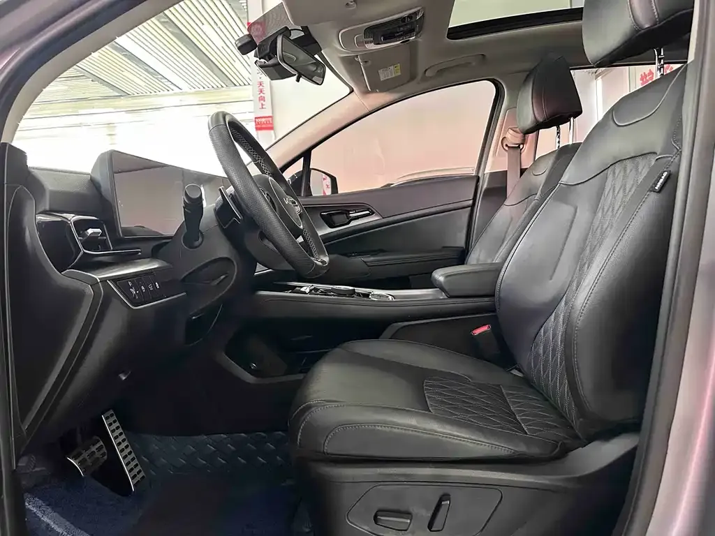Kia Sportage 2024 из CN, фото 10
