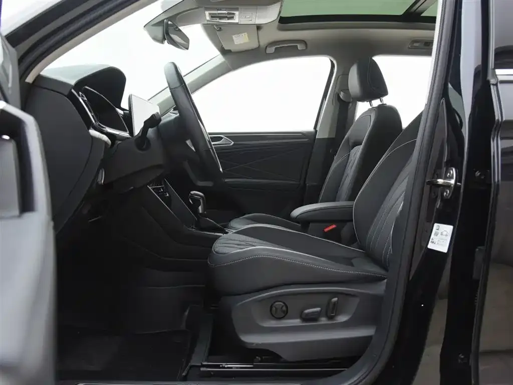 Volkswagen Tiguan L New Energy 2023 из CN, фото 8