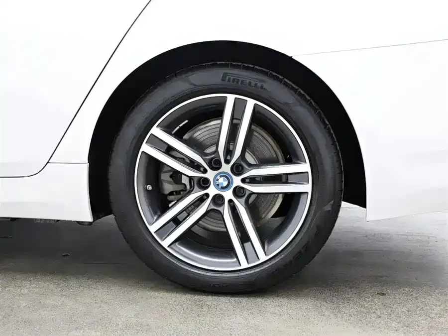 BMW 5 Series New Energy 2022 из CN, фото 7