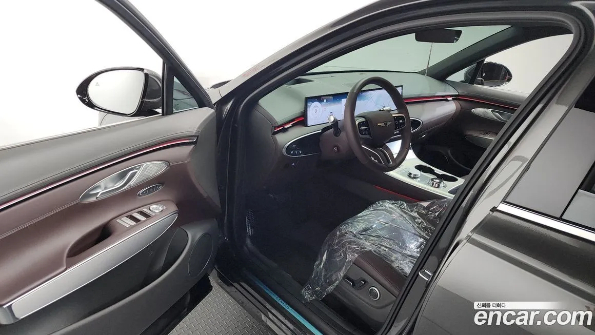 Genesis GV70 2025 из KR, фото 2