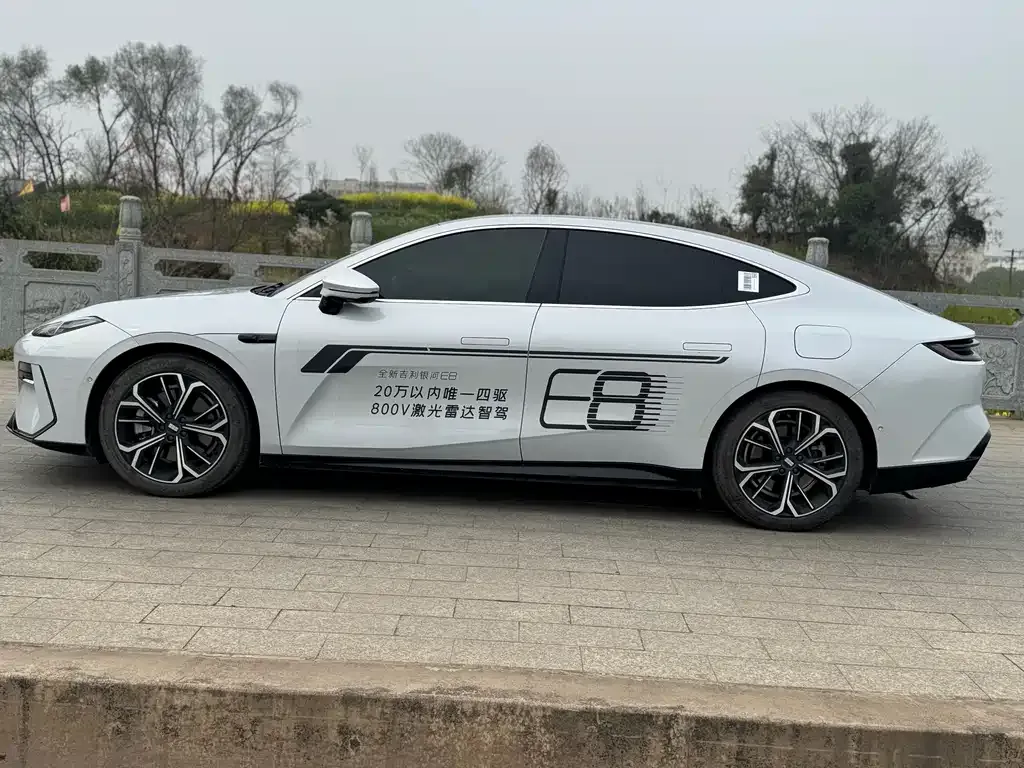 Geely Galaxy E8 2025 из CN, фото 6