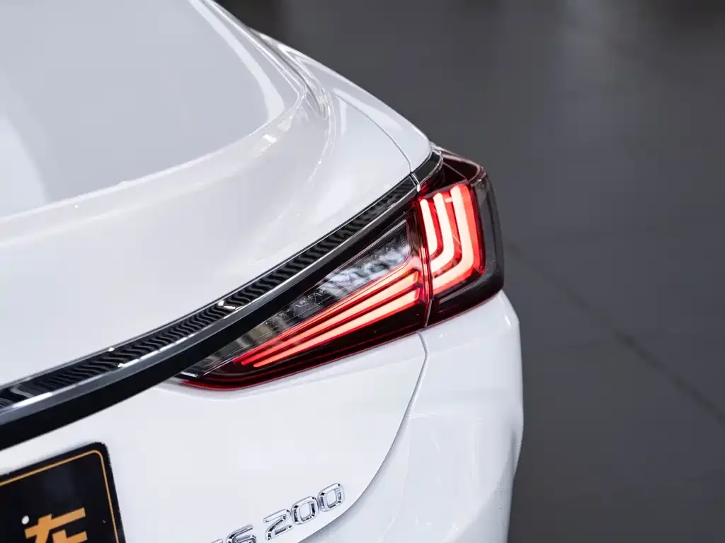 Lexus ES — фото 2
