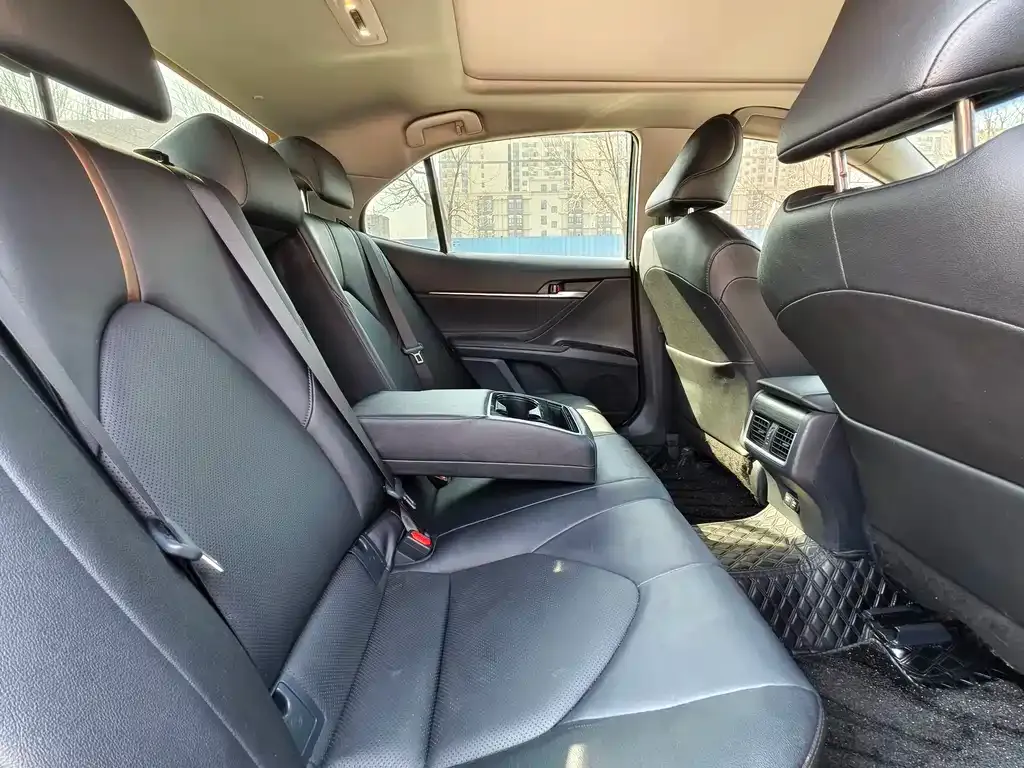 Toyota Camry 2022 из CN, фото 3