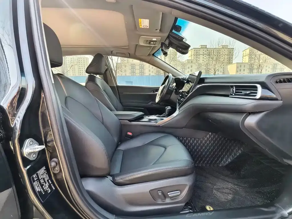 Toyota Camry 2022 из CN, фото 6