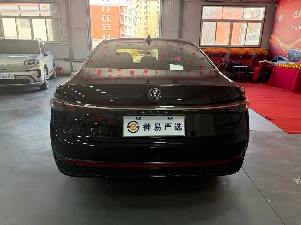 Volkswagen Passat — фото 4