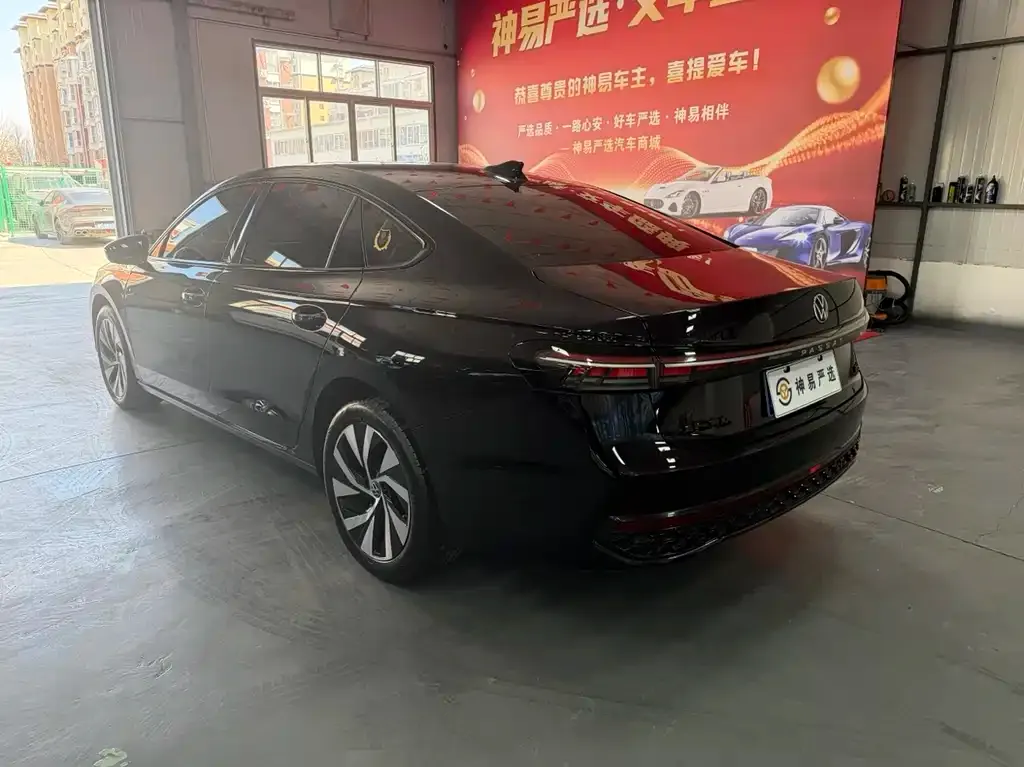 Volkswagen Passat — фото 9