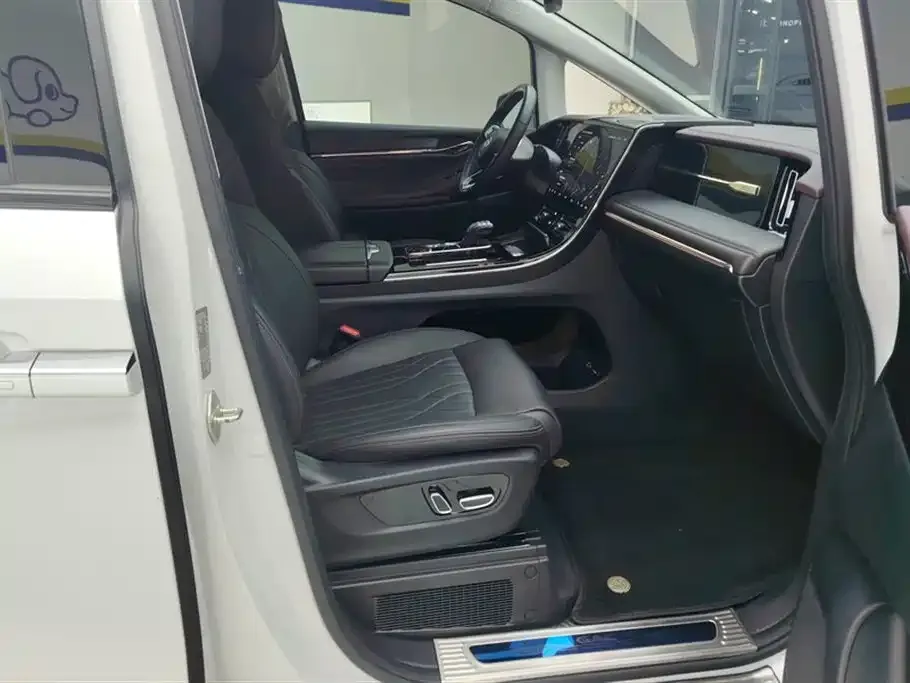 GAC Motor Trumpchi M8 2023 из CN, фото 3