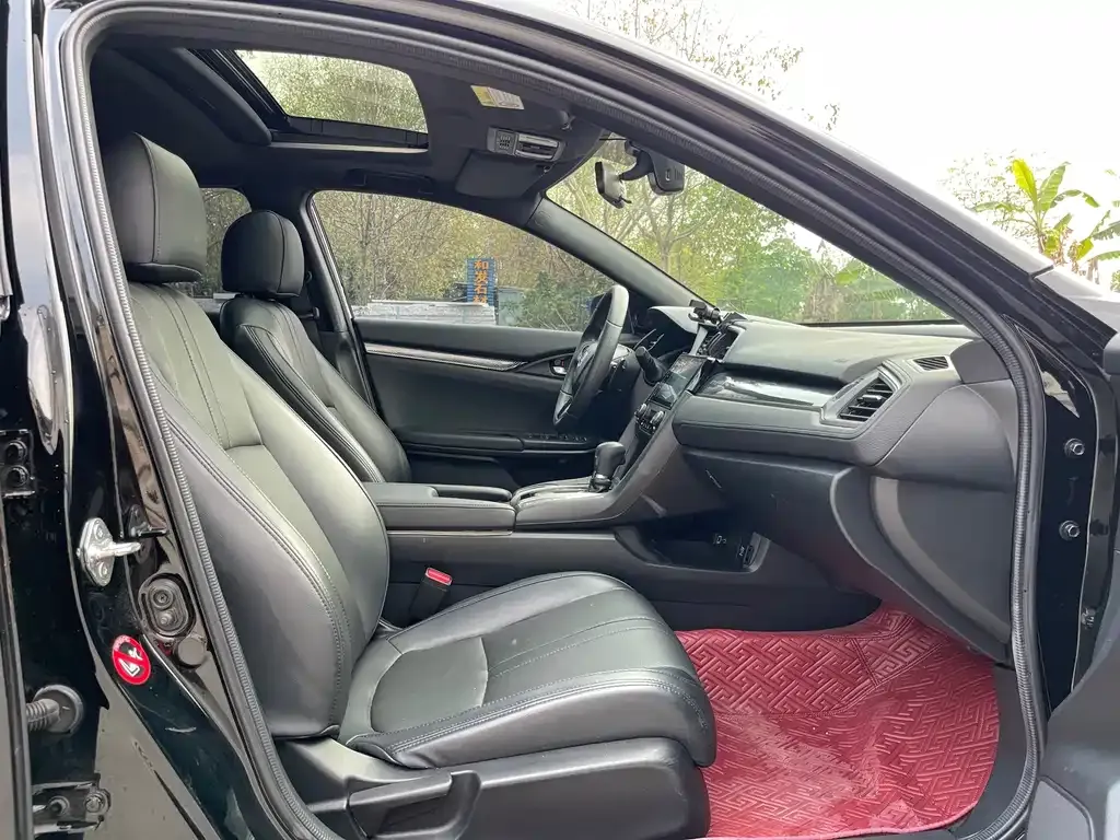 Honda Civic — фото 7