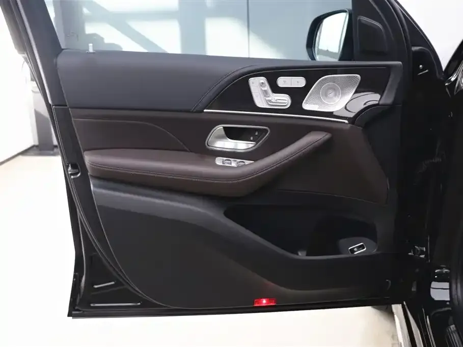 Mercedes-Benz GLS 2023 из CN, фото 6