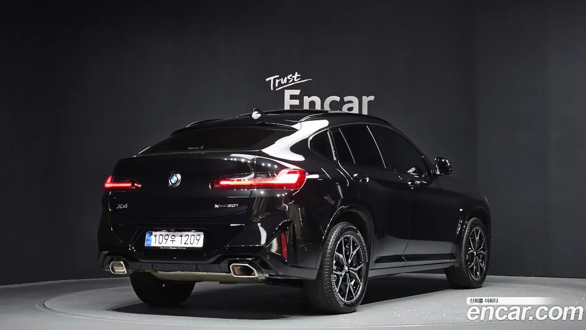 BMW X4 2024 из KR, фото 3