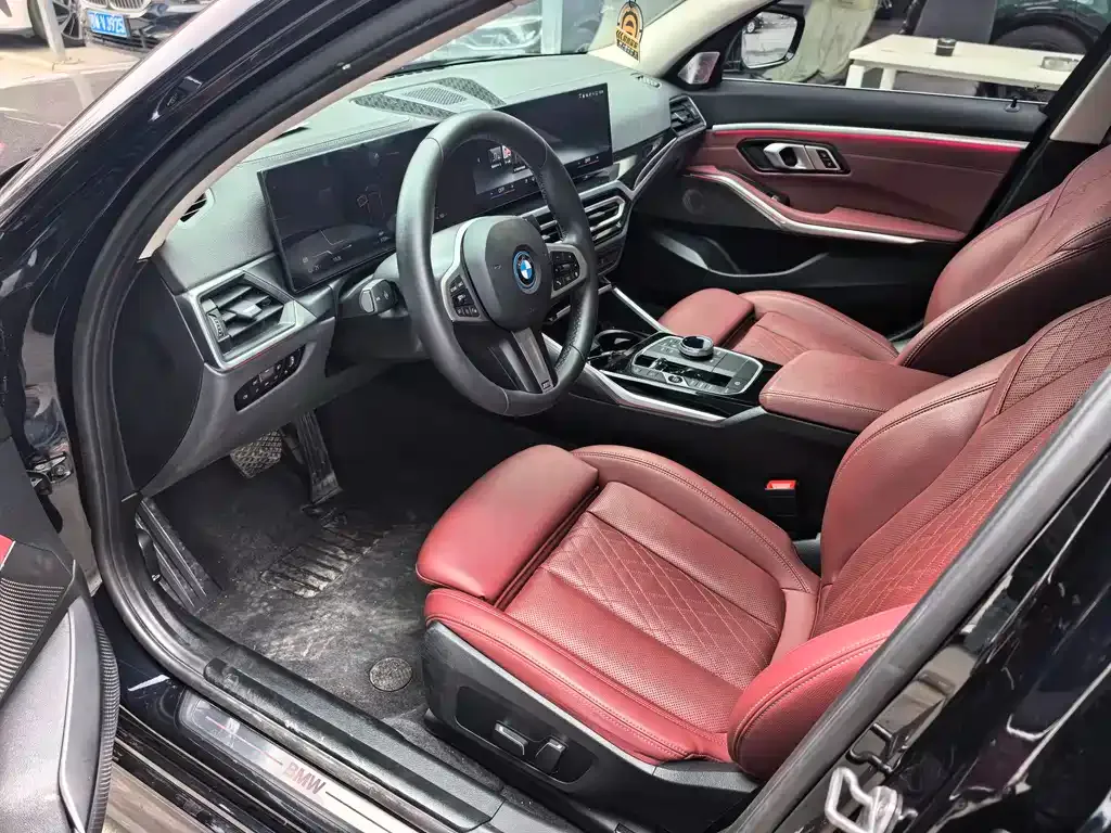 BMW i3 2024 из CN, фото 5