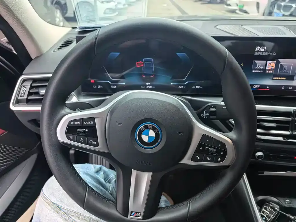 BMW i3 2024 из CN, фото 9
