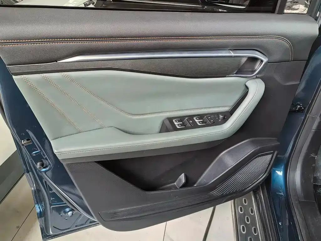 Geely Haoyue L 2023 из CN, фото 5