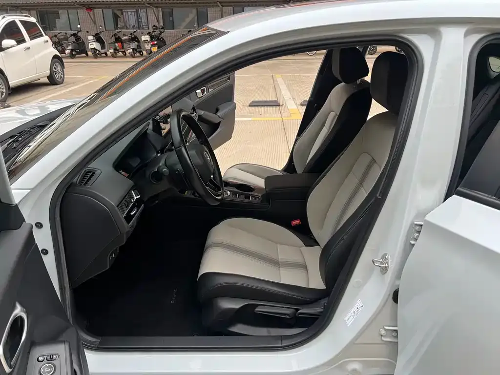 Honda Civic 2023 из CN, фото 4