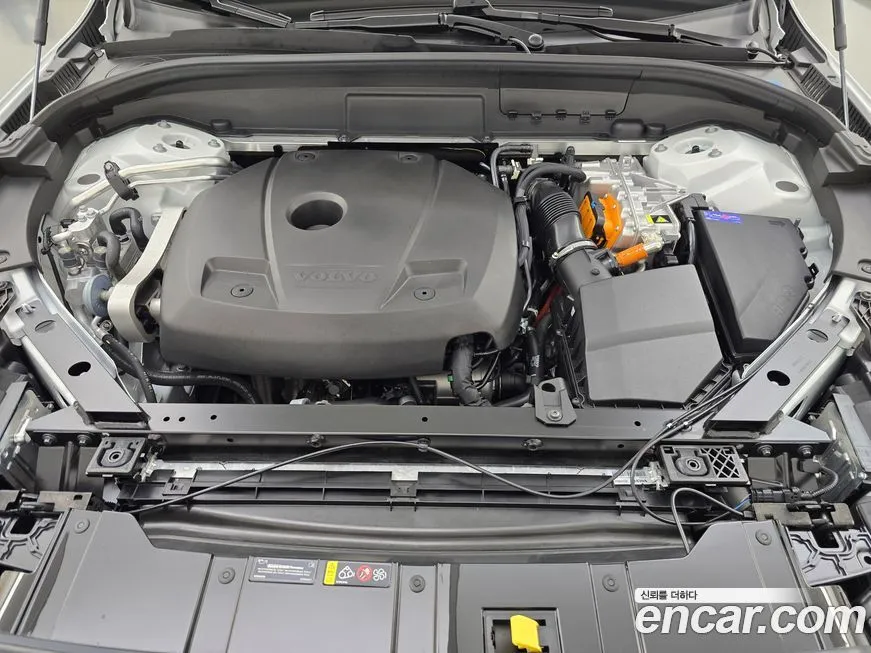 Volvo XC60 2025 из KR, фото 8
