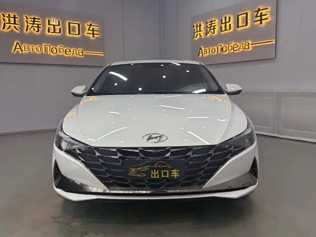 Hyundai Elantra — фото 10