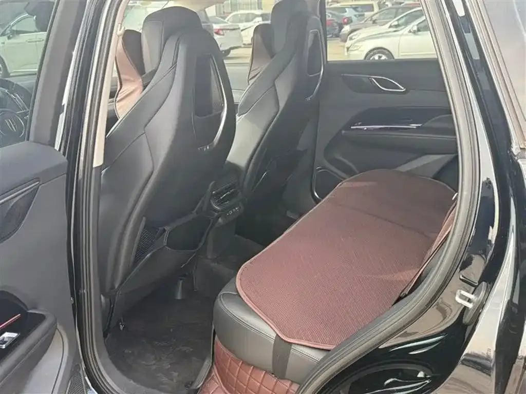 Hongqi HS3 2024 из CN, фото 4