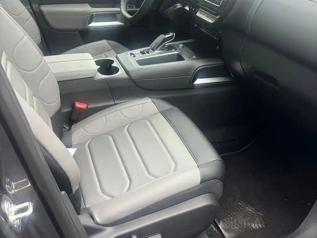 Citroen C5 AIRCROSS 2026 из CN, фото 2