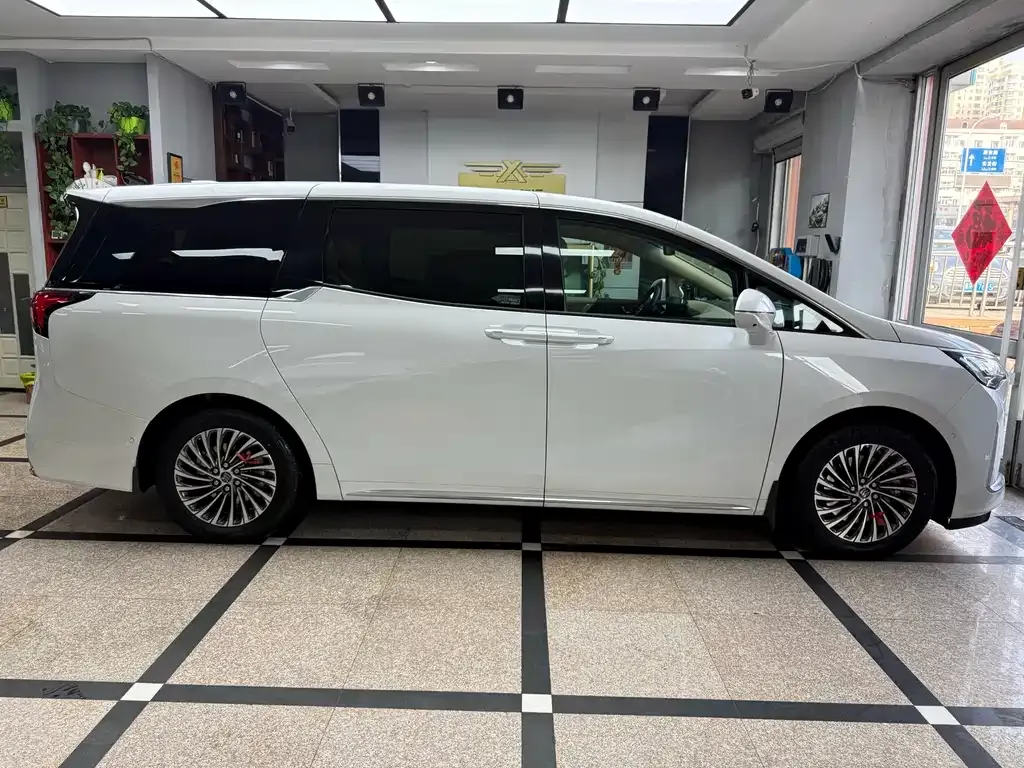 Buick Century 2024 из CN, фото 3