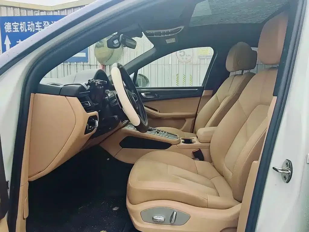 Porsche Macan 2021 из CN, фото 9