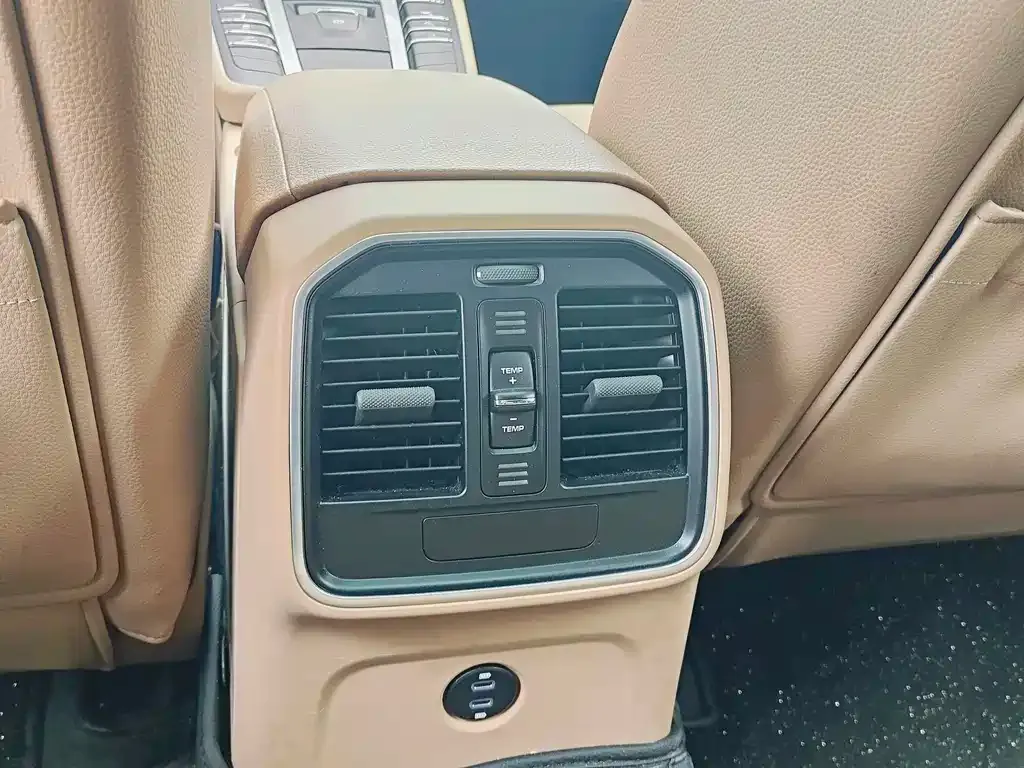 Porsche Macan 2021 из CN, фото 6