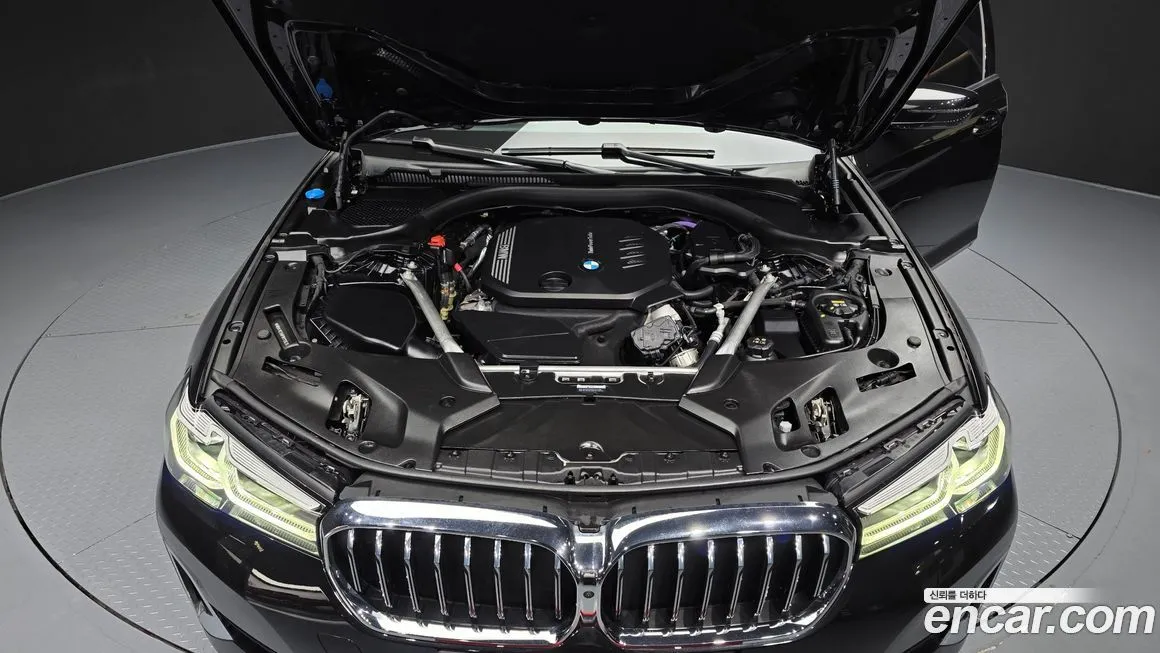 BMW 5-Series 2023 из KR, фото 4