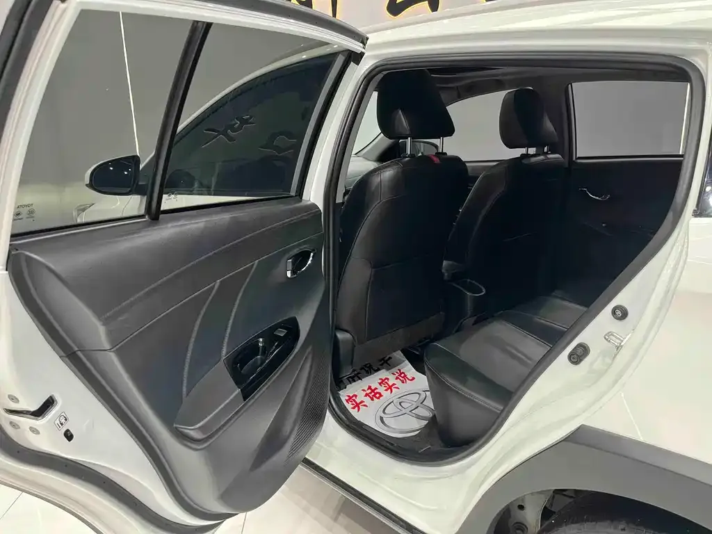 Toyota Yaris L 2022 из CN, фото 5