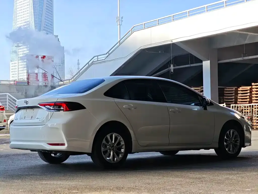 Toyota Corolla 2022 из CN, фото 8