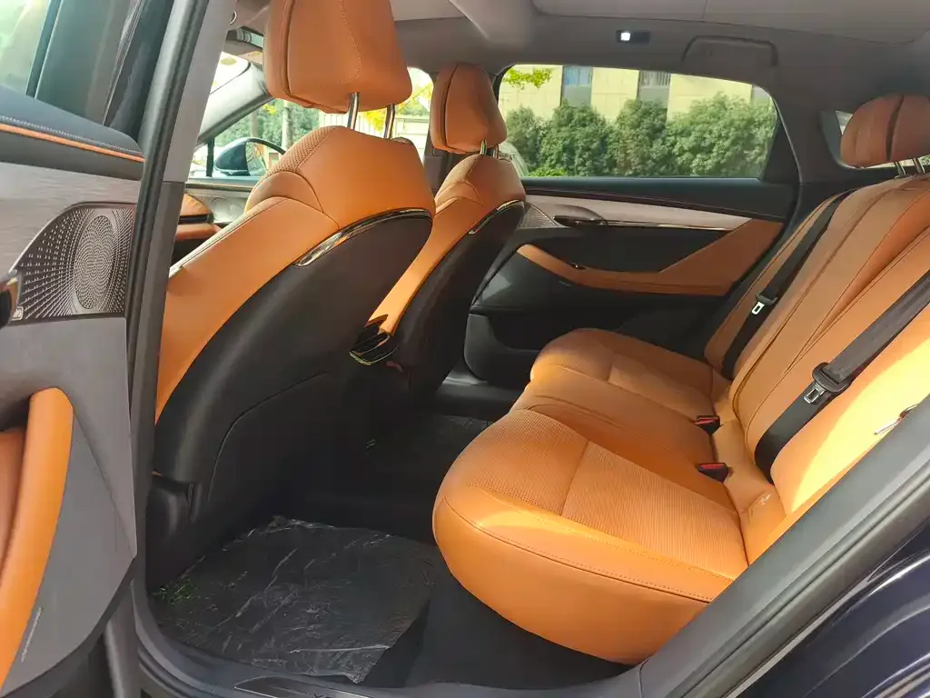 VOYAH Zeekr — фото 4