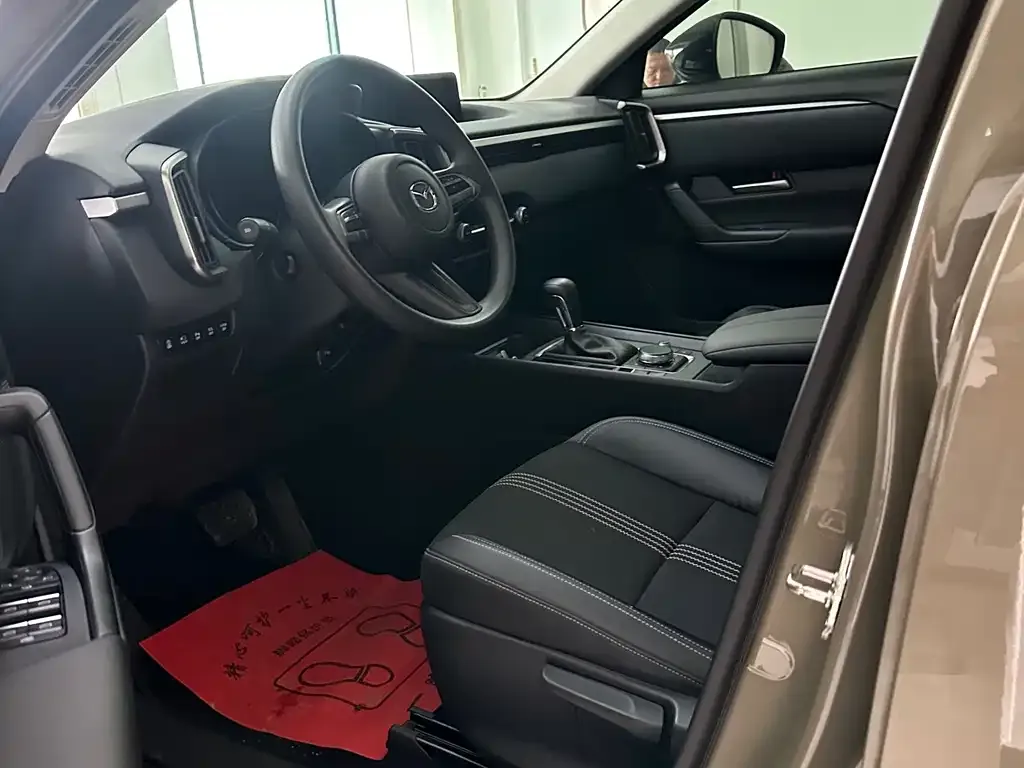 Mazda CX-50 2024 из CN, фото 8