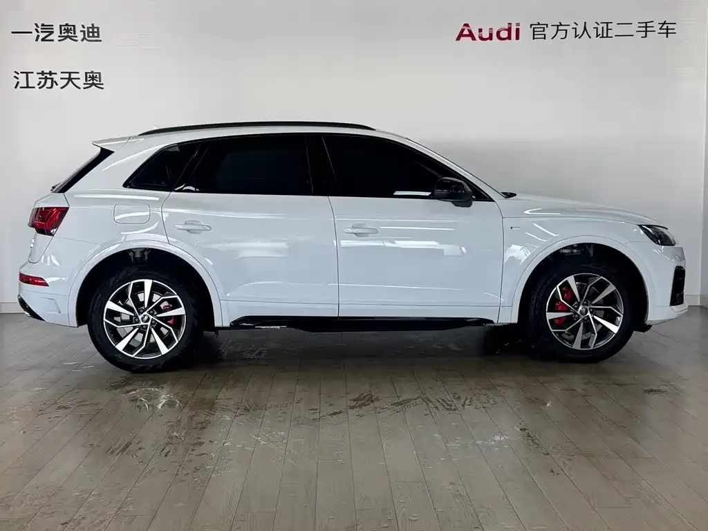 Audi Q5L 2024 из CN, фото 8