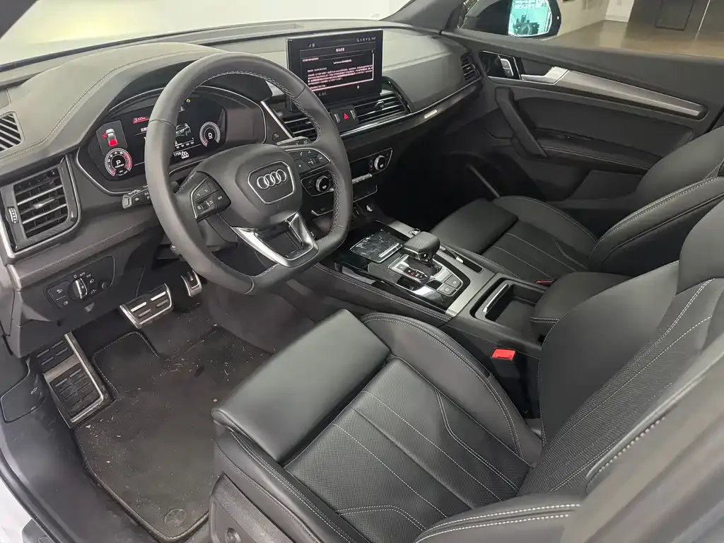Audi Q5L 2024 из CN, фото 7