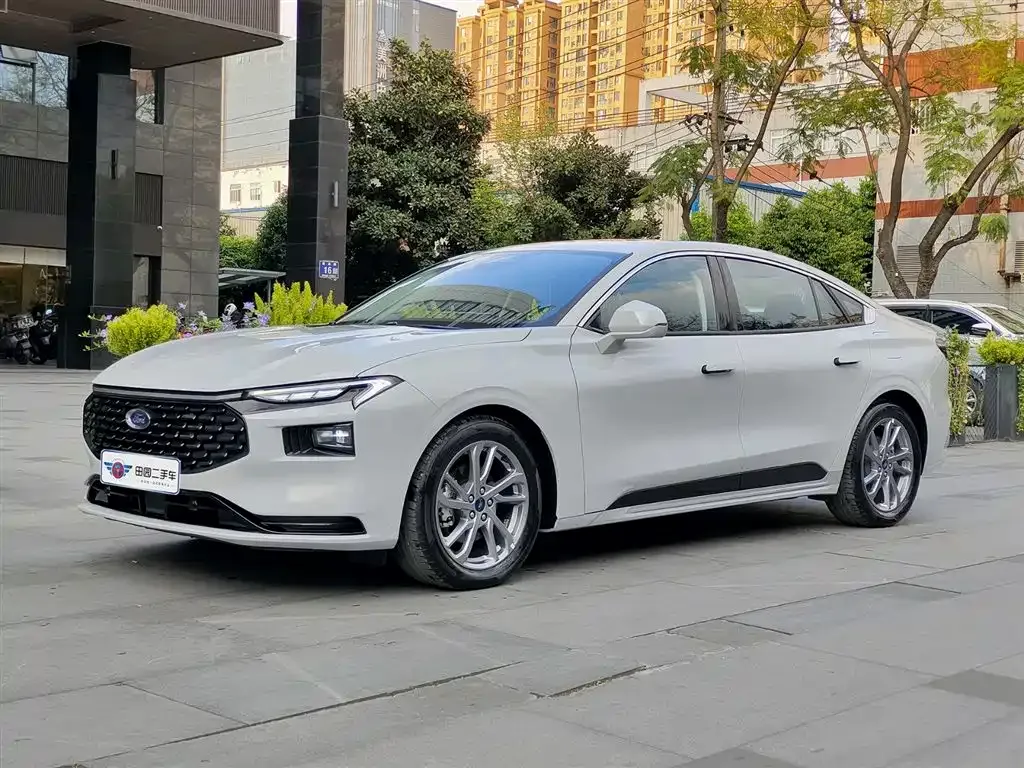 Ford Mondeo 2023 из CN, фото 1