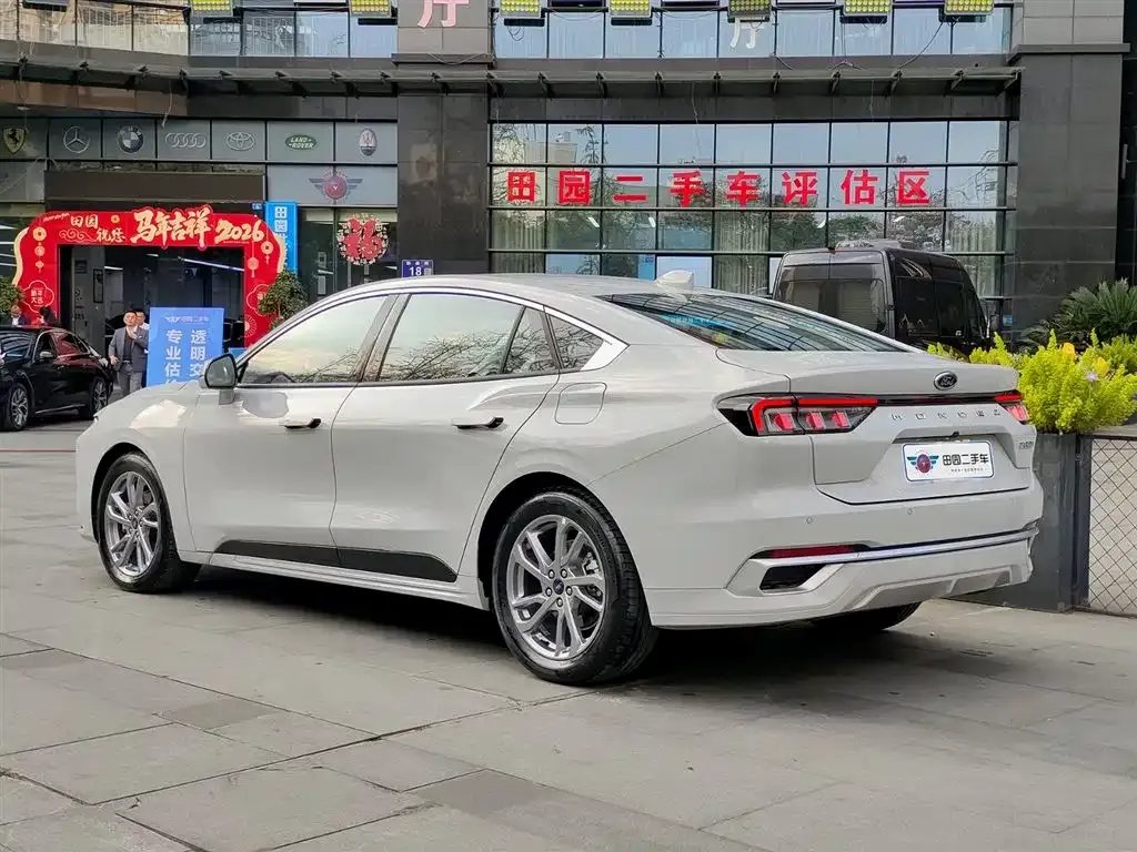 Ford Mondeo 2023 из CN, фото 5