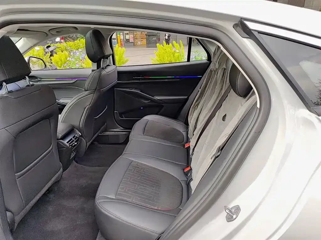 Ford Mondeo 2023 из CN, фото 9